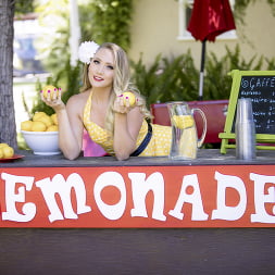 Lemon Licker