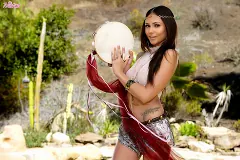 Ariana Marie - Dream Girl | Picture (1)