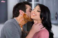 Gina Valentina - Food Fight Fuck | Picture (30)