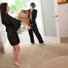 India Summers in 'She Knows How To Deliver'