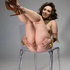 Jenna Sativa in 'All That Glitters'