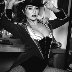 Ring Mistress of Desire