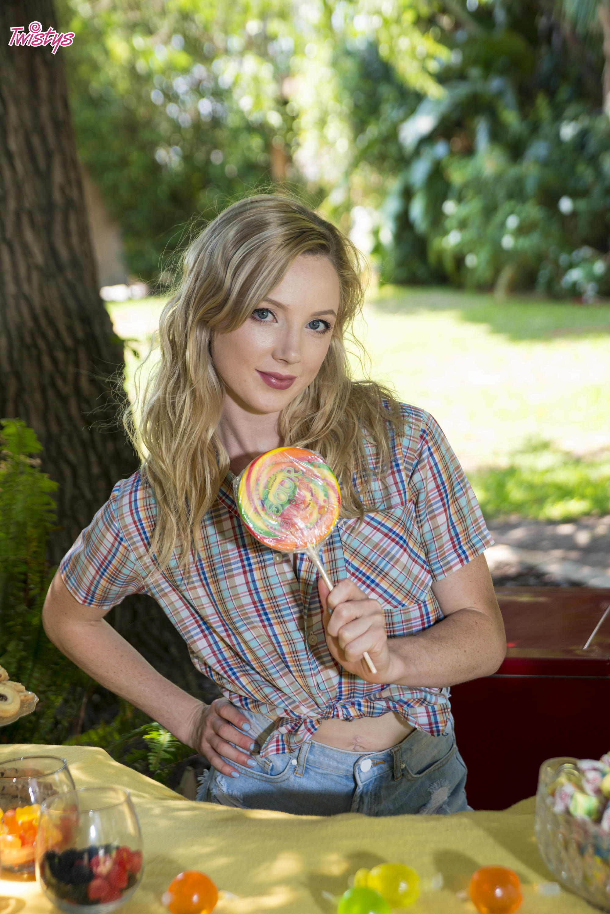 Eat Me Like Candy
